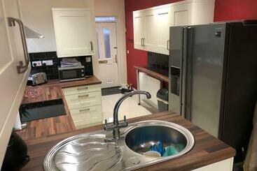 ツーリストアパートメント The Little Hexthorpe House