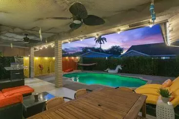 Turistihuoneistot Citrus+sunshine/heated Pool/6 Min To Beach/casino