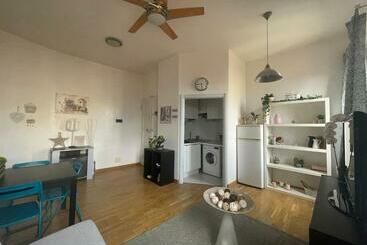 ツーリストアパートメント Di Quarto Apartment