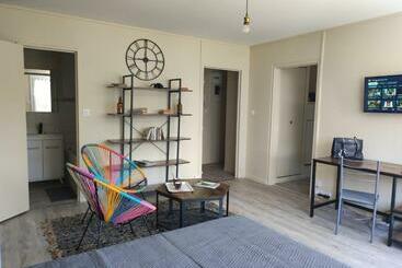 Appartamenti turistici Macon   Studio 2 P   Refurbished   Portable Air Conditioning   34 M2