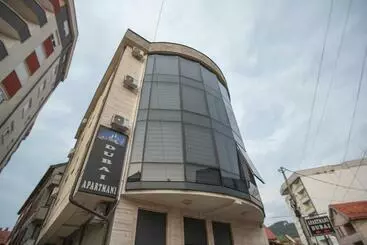 آپارتمان‌های توریست‌ها Apartmani Rekic Dubai