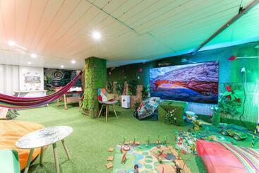 Vakantie-appartementen Casa Inca Calais Appart Amazonas Parking Free, Station