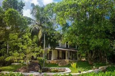 Pensjonat Lush Green Villa