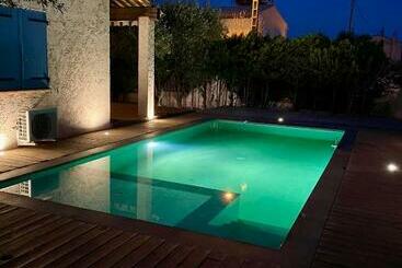 ツーリストアパートメント Charmant Logement Entre Hyeres Et Toulon