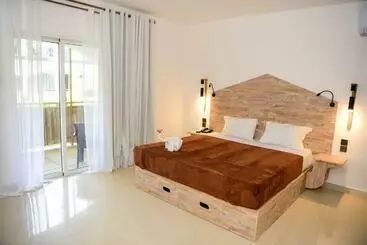 هتل Maison Du Nord