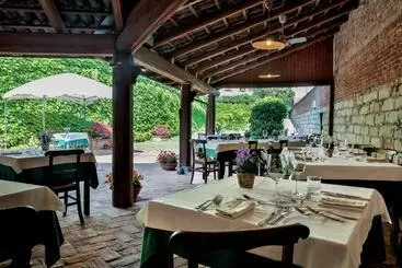 ユースホステル Locanda Della Rocca Di Camagna