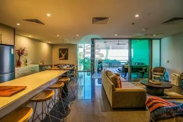 آپارتمان‌های توریست‌ها Zen At One30: 3 Br Luxury Corporate Long Stays