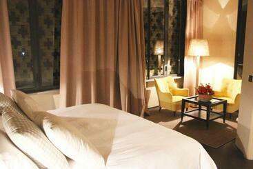 בית מלון כפרי Lear • Dining Club