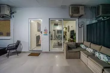 ツーリストアパートメント Zen Hideaway   Cozy 2br Modern Unit