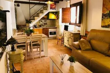 ツーリストアパートメント Acogedora Casa Rural Con Piscina