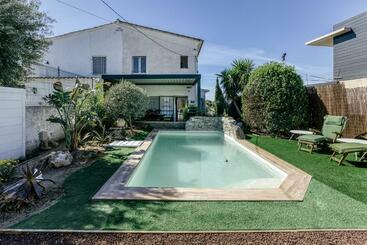 Жильё для туристов Casa Roses Con Piscina