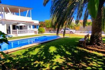 Apartamentos turísticos Villa Ola