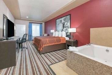 فندق على الطريق Super 8 By Wyndham Karnes City