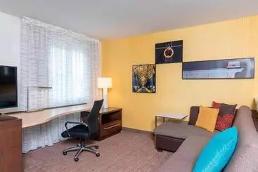 Residence Inn By Marriott Akron South/green