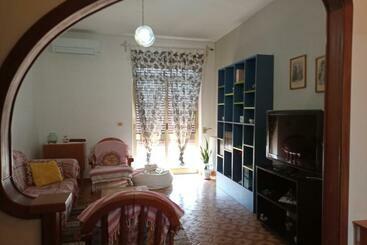 Apartamenty turystyczne Casada Spazioso E Luminoso Appartamento