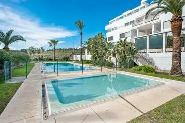 Ferienwohnungen Penthouse In La Cala De Mijas With Rooftop Terrace And 3 Community Pools