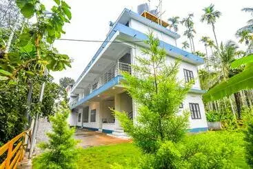 ツーリストアパートメント Vadakkan S Home