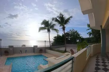 آپارتمان‌های توریست‌ها Beachfront Apartment In Joyuda With Pool And Basketball Court