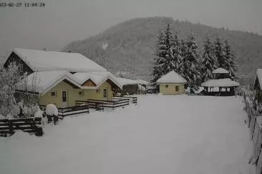 ツーリストアパートメント La Poalele Raraului!!!