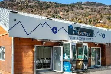 Appartamenti turistici L Epinette   Gîte De Groupe Et Salle De Réception