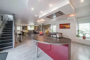 ツーリストアパートメント La Belle Iroise   Maison De Ville Proche Mer