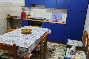 ツーリストアパートメント La Casa Dei Nonni
