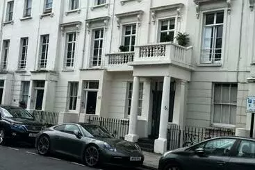 آپارتمان‌های توریست‌ها Stylish Central London Apartment + Balcony