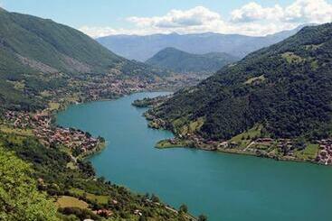 דירות לתיירים Villetta Lago E Monti