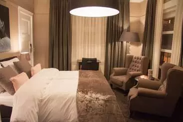 Hotelli Huis Van Bewaring