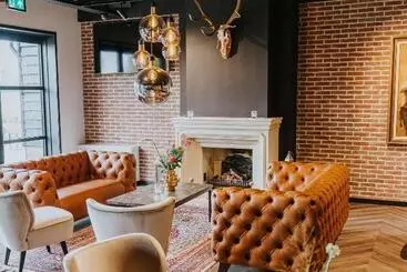 בית מלון כפרי Sportsbar & Brasserie Dorhout Mees