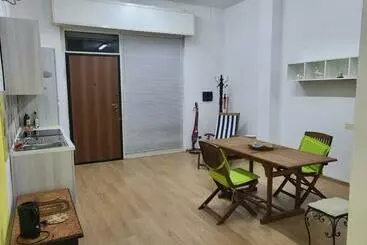 Turist apartmanları Appartamento Morcone 2 Stanze Con Cucina E Bagno 65mq