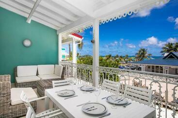 Vakantie-appartementen Blue Bo