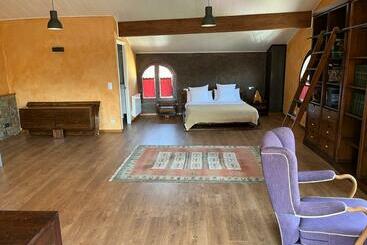 דירות לתיירים Comanegra