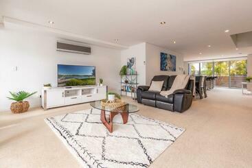 관광객 아파트 Waterline 102