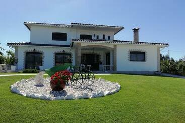 游客公寓 Casa Do Vale