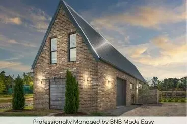 ツーリストアパートメント Loft House   On Heifer Station Vineyard