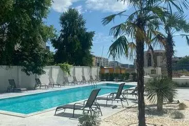 Turist apartmanları Apartament 2 Dormitoare și Living Bloc Nou
