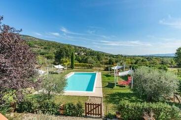 דירות לתיירים Casa Macinarino Appartamento 13 Con Piscina