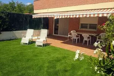 ツーリストアパートメント El Jardin De Los Manantiales