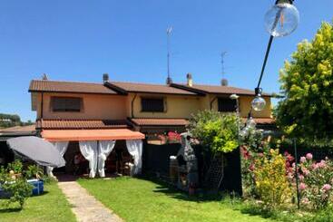 Apartamenty turystyczne Garda Art&garden