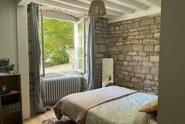 ツーリストアパートメント Salins Les Bains : A L Ombre De La Tour Carrée