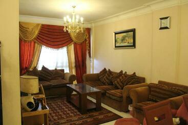 Ferienwohnungen 3bd Entire Apartmen In A Central Location