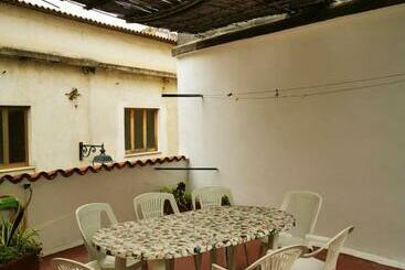 דירות לתיירים Casa Mastio