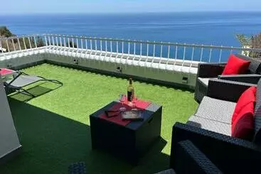 ツーリストアパートメント Axenic Oasis