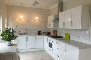 Apartaments turístics Knocking On Gower S Door, Swansea