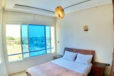 ツーリストアパートメント إقامة الهدى