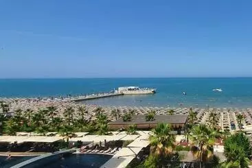 Appartements touristiques Apartment In Qerret