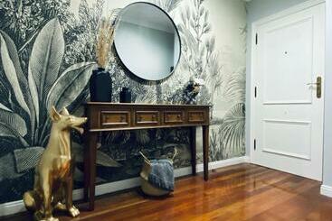 ツーリストアパートメント Piso Céntrico 120m2 + Parking Propio