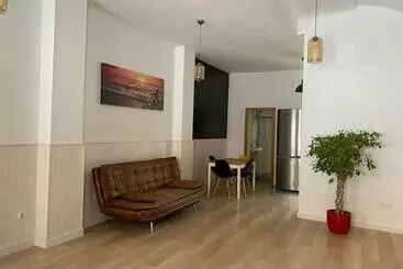 آپارتمان‌های توریست‌ها Castle View
