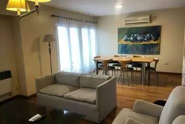 آپارتمان‌های توریست‌ها Departamento Para 6 Personas En Salta! Amplio Y Luminoso!